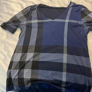 Burberry reversable t shirt